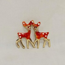 Twin Fawns Baby Deer Enamel Brooch Pin  1&quot; Vintage Figural Brown Gold Tone Spots - £19.30 GBP