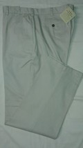 NWT L.L. BEAN BEIGE WRINKLE RESISTANT COTTON NATURAL FIT PANTS SIZE 42 X... - $10.94