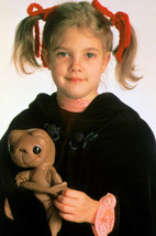 Drew Barrymore Holding E.T. Doll Smiling 11x17 Mini Poster - £16.23 GBP