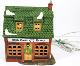Dept 56 Dickens Christmas Village White Horse Bakery Taiwan 1988 - $446.21 MXN