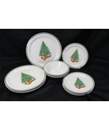 Anchor Hocking Holiday Magic Xmas Tree Dinner Plates Salad Rim Soup Lot ... - $1,018.47 MXN