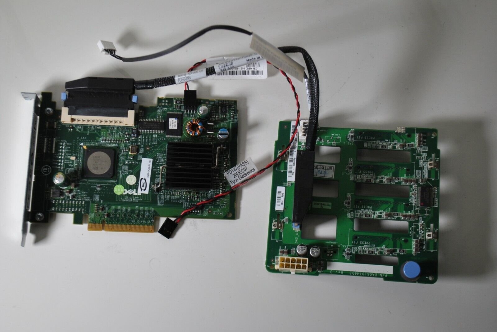 Primary image for Dell Controller Card CN-0UN939 and Server Backplane Board 0RH478