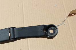 2004-2007 MAZDA RX-8 PASSENGER RIGHT WINDSHIELD WIPER ARM X2094 image 3
