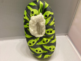 Boys Slipper Socks Star Wars Fuzzy Babba Kids New - $15.98