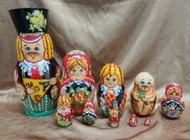 Vintage Russian Balalaika Musician Matryoshka 10 Piece Nesting Doll Set ... - $185.20