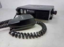 Motorola AAM50KQC9AA1AN CM200 146-174Mhz VHF 45W 4CH Radio with Mic and Mount - $96.99