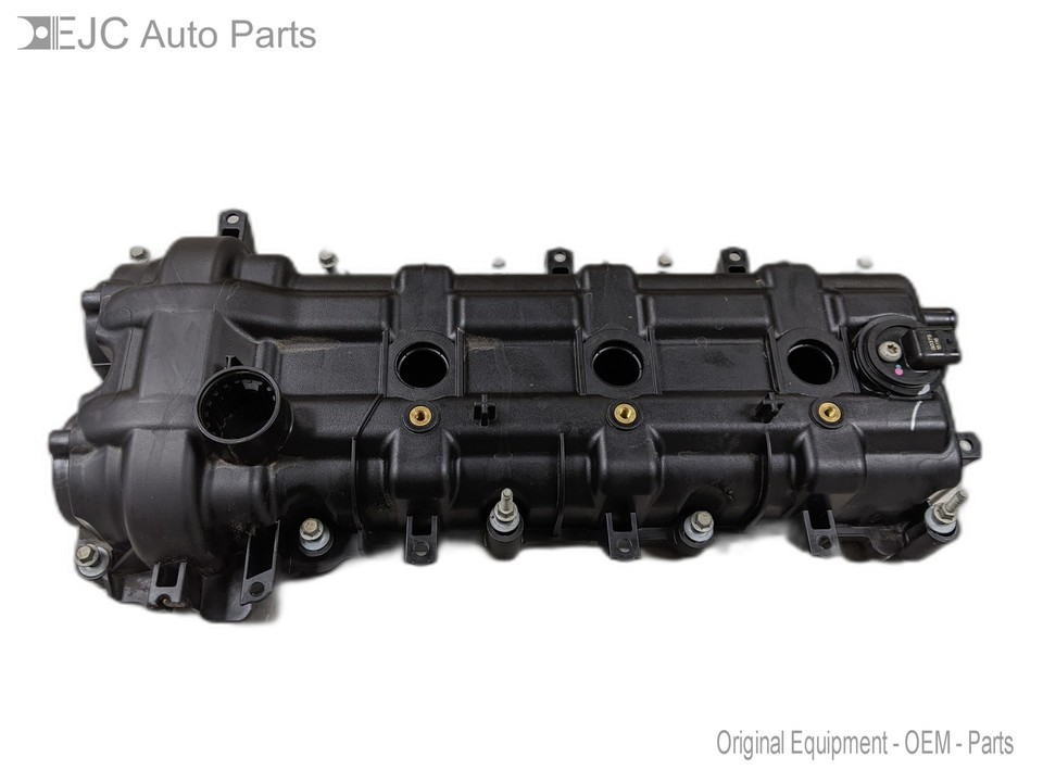 Left Valve Cover For 14-17 Jeep Cherokee  3.2 05184069AN - $109.10