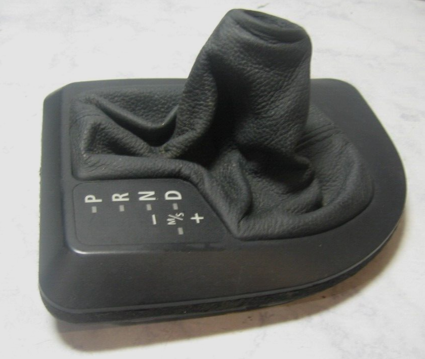 04-07 BMW E60 525i 530i 545i GEAR SHIFTER BOOT LEATHER COVER TRIM INDICA... - $48.51