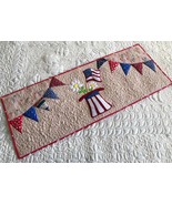 Independence Day quilted table runner, 4th of July table topper, America... - $2,112.95 MXN