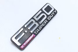 99-04 FORD F-350 SD LARIAT FENDER EMBLEM BADGE Q9024 image 5