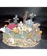 Halloween Lighted Animated Graveyard Scene - Unknown Maker - $42.06