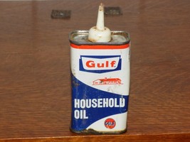 Vintage Gulf Household Oil 4 Ounce Empty Can - $53.98 CAD