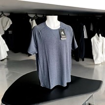 Four Laps Level Tech Tee Navy Stretch Athletic Men’s Size Large NWT MSRP $68 - €37,89 EUR