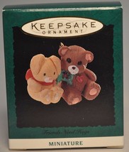 Hallmark - Friends Need Hugs - Classic Miniature Ornament - £8.91 GBP