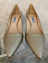 PRADA GOLD METALLIC GOLD  KITTEN HEEL  SHOE   SIZE 38  RETAIL $ 1250.00 - £511.66 GBP