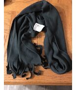 Unisex Scarf Green - $357.14 MXN