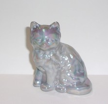 Mosser Glass Dove Gray Carnival Iridized Persian Cat Kitten Figurine Made In USA - £14.58 GBP