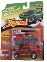 Johnny Lightning 2021 Zingers - 1973 Plymouth Road Runner - White Lightn... - £33.35 GBP