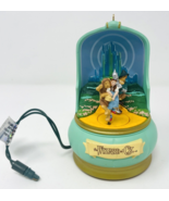 Hallmark Keepsake Emerald City Wizard of Oz Christmas Ornament Magic Motion - $28.11 CAD