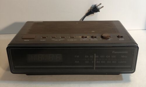 Vintage Panasonic RC-65 AM/FM Digital Alarm Clock Radio Faux Wood Grain Japan - $20.53
