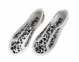 Very G women&#39;s gypsy jazz mesh it fashion sneakers Cow Print - $25.00