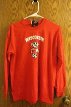Nwt Wisconsin Badgers Long Sleve Shirt   Youth Xl - £7.85 GBP