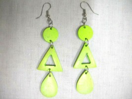 LIGHT GREEN COCONUT SHELL 3 PART LONG ROUND TRIANGLE TEAR DROP EARRINGS - $6.99 CAD