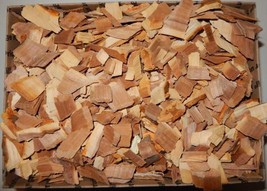 Grill N Flavor Bulk Screened Wild Maine Apple Wood Chips for Smoker, BBQ... - £15.23 GBP