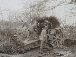 German Soldiers manning a camouflaged Howitzer 1915 - 8x10 World War I Photo WWI - £7.02 GBP