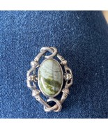 Elegant Silver and Green Stone Ring - $32.06 CAD