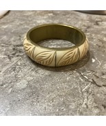 VTG Embossed Carved Leaf Design Goldtone Women&#39;s Rare Unique Bangle Brac... - $124.99
