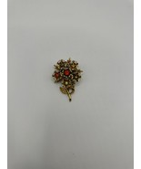 Vintage Gold Tone Floral Brooch with Colorful Rhinestones – Filigree Bou... - $135.82 MXN