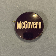 Vintage McGovern Campaign Button Pin Pinback - $50.14 MXN