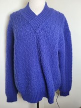 Vintage Izod wool men&#39;s sweater Blue large. - £14.80 GBP
