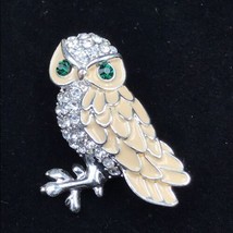 Owl Brooch Pin Silver Tone Enamel w/ Green Eyes -- 1 1/4&quot; x 1 1/2&quot; - £7.43 GBP