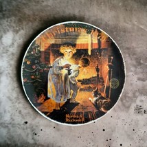 Vtg Norman Rockwell Collector Plate Christmas 1979 Somebody&#39;s Up There Knowles - £10.07 GBP