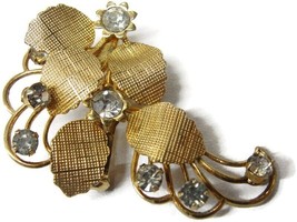 Sarah Coventry Vintage Brooch Costume Jewelry Gold Tone Flower Rhinestones - £39.68 GBP