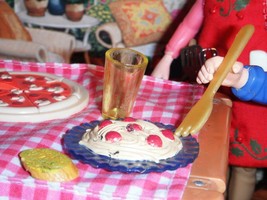 Barbie Spaghetti Dinner Garlic Toast Lot fits Fisher Price Loving Family Dolls - £7.11 GBP