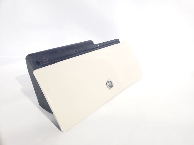 Tan Glove Box Has Wear See Pics OEM 1989 Chevrolet Suburban 1500 - $32.83