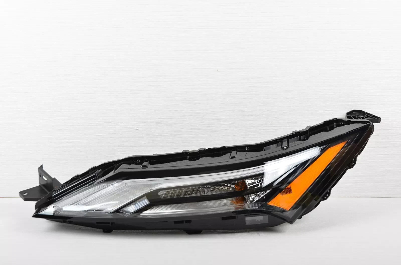 Complete! 2021-2024 Nissan Rogue S SL SV LED Turn Signal DRL Left Driver... - $225.00
