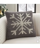 Mina Victory Decorative Pillow Snowflake Multicolor Christmas 22&quot; x 22&quot; ... - $1,174.09 MXN