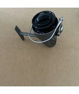 VINTAGE SHAKESPEARE NORRIS 2115 SPINNING REEL. - $22.50