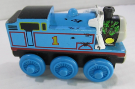 Thomas &amp; Friends Wooden Railway Train Tank Comes to Breakfast Engine 2003 #2 - £9.03 GBP