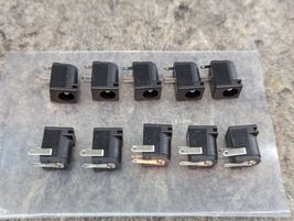 20 x New PC Mount 2.5mm DC Power Jack - 31-156-0 - $4.99