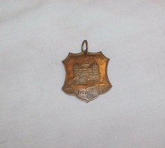 1947 VINTAGE CAPITOL HILL CLUB ERIE COUNTY BUFFALO NY MEDAL BADGE - £7.76 GBP