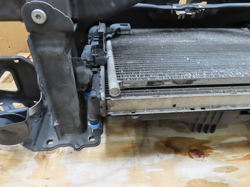 07 BMW Z4 E85 #1311 Radiator Core Support Assembly W/Fan Reinforcement & Mount Item image 8