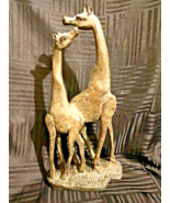 Vintage Giraffe Statue Figurine  Stone Art Statue home Decor 14” Tall - $54.33 CAD