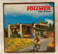 Vollmer 5744 HO scale model building kit Gas Station - £15.98 GBP
