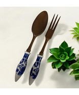 Vintage Blue Willow Hostess Serving Spoon and Fork Ceramic And Wood - $285.70 MXN