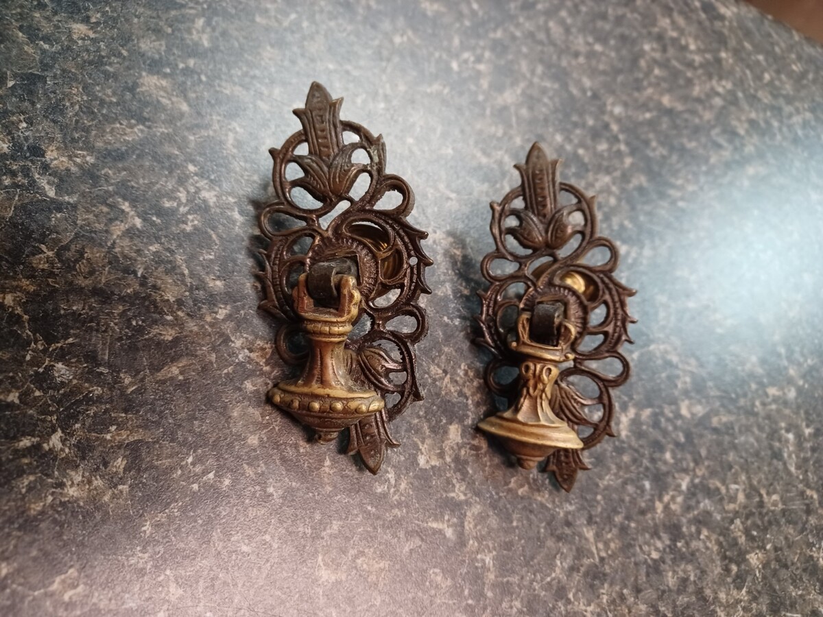 Antique Brass Drawer Pulls Set Of 2 Tassel 3.5&quot; x 1.75&quot; - $24.74